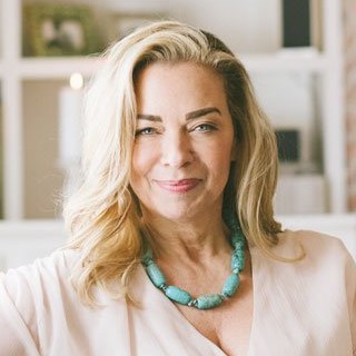 Terri Cole